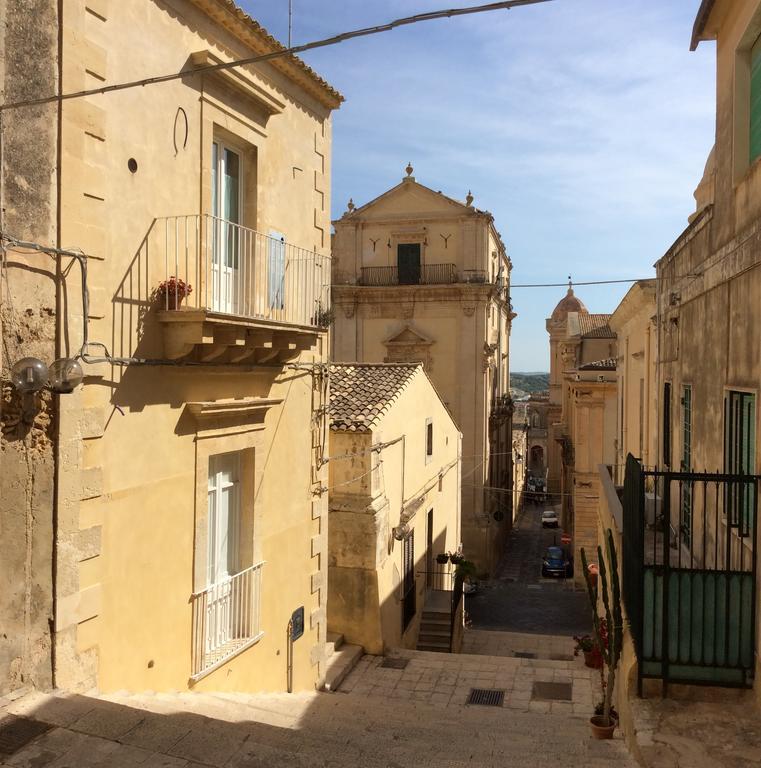 Casa Camelia Villa Noto Exteriör bild