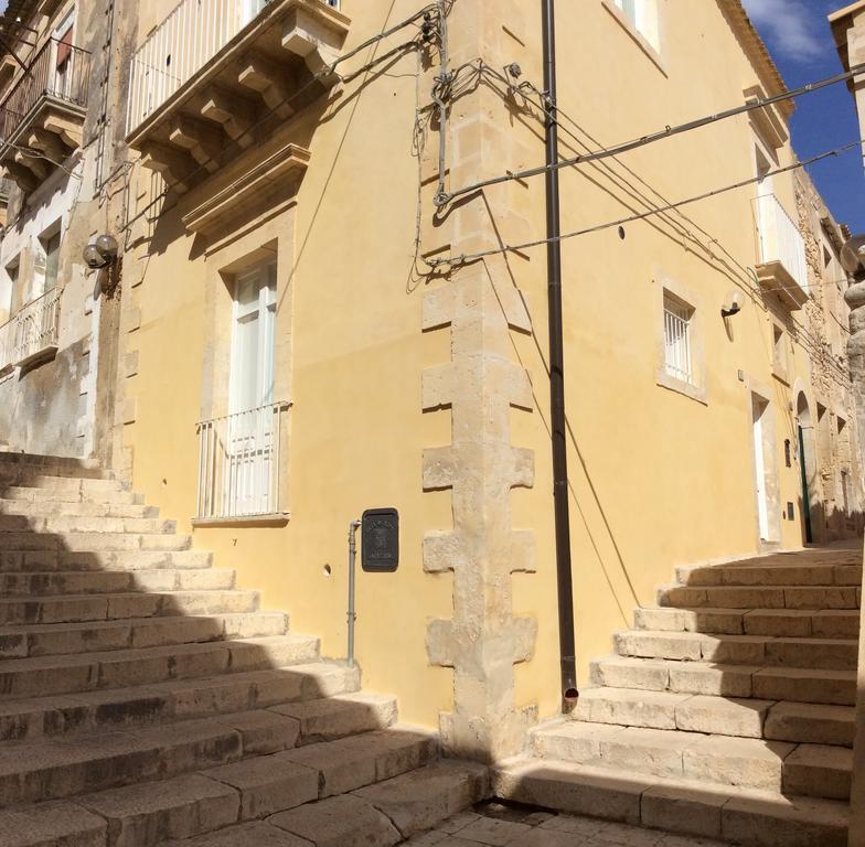 Casa Camelia Villa Noto Exteriör bild